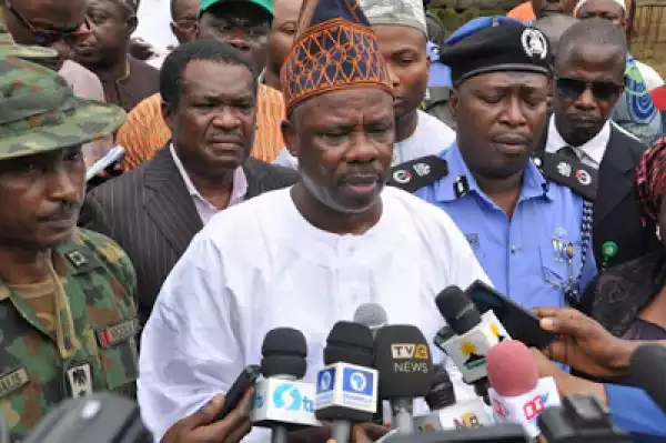Amosun Visits Ibafo, Ogijo Which Was Recently Attacked By Militants (Photos)